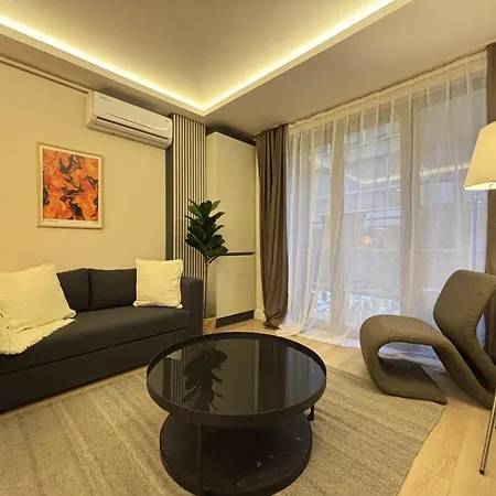 Lägenhet Luxury 2br In Nisantasi *
